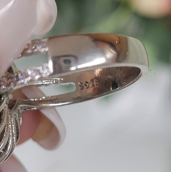 Sterling Silver Emerald Halo Cocktail Ring 💍 🥰 8 - Picture 5 of 8